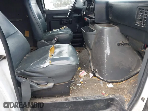 ✅ 1993 Ford Econoline Cargo • VIN: 1FTJS34H9PHB76573 • Лот: 44010942. Опубліковано раніше на IAAI з пробігом Не вказано. Безкоштовний доступ до архіву аукціонних продажів зі США та докладний звіт про історію автомобіля на DreamBid. Зображення 5.