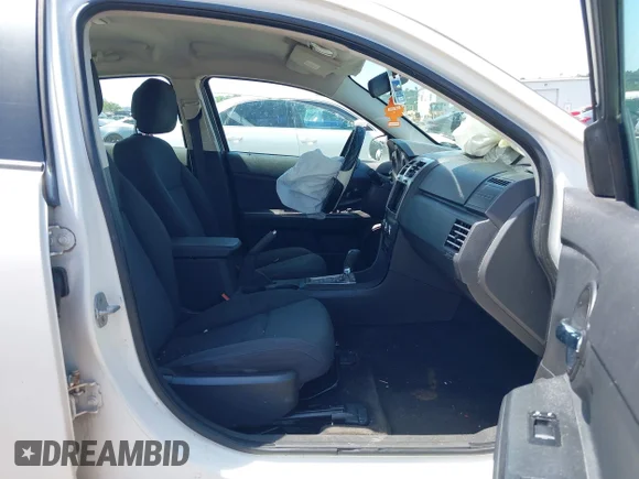 ✅ 2010 Dodge Avenger SXT • VIN: 1B3CC4FB5AN225234 • Лот: 45321704. Опубликован ранее на IAAI с пробегом Не указан. Бесплатный доступ к архиву аукционных продаж из США и подробный отчёт об истории автомобиля на DreamBid. Изображение 5.