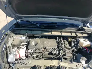 ✅ 2022 Toyota Highlander Hybrid Platinum • VIN: 5TDFARAH5NS015422 • Lot: 49407005. Listed on Copart with 41,799 mi. Free auction sales archive from the USA and detailed vehicle history report at DreamBid. Image 14.