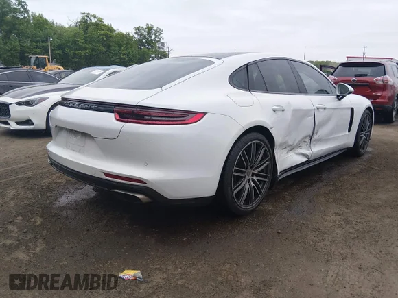 ✅ 2019 Porsche Panamera • VIN: WP0AA2A7XKL100083 • Lot: 44994062. Wystawiony na IAAI z przebiegiem 49 470 mil. Bezpłatny archiwum sprzedaży aukcyjnych z USA i szczegółowy raport historii pojazdu na DreamBid. Zdjęcie 4.