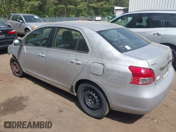 ✅ 2007 Toyota Yaris • VIN: JTDBT923671055245 • Lot: 44905111. Wystawiony na IAAI z przebiegiem 170 012 mil. Bezpłatny archiwum sprzedaży aukcyjnych z USA i szczegółowy raport historii pojazdu na DreamBid. Zdjęcie 3.