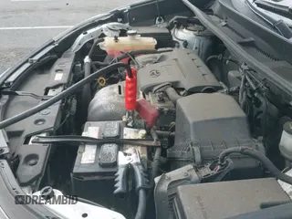 ✅ 2018 Toyota RAV4 LE • VIN: JTMBFREV3JJ738628 • Lot: 43223389. Wystawiony na IAAI z przebiegiem 77 498 mil. Bezpłatny archiwum sprzedaży aukcyjnych z USA i szczegółowy raport historii pojazdu na DreamBid. Zdjęcie 19.