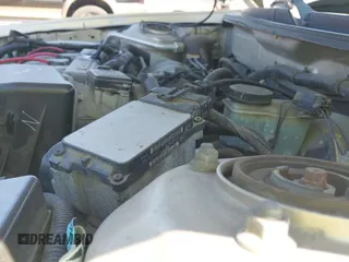 ✅ 1999 Mazda 626 ES • VIN: 1YVGF22C9X5893986 • Lot: 42218638. Listed on IAAI with 159,418 mi. Free auction sales archive from the USA and detailed vehicle history report at DreamBid. Image 12.