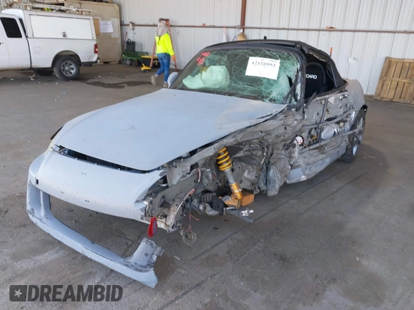 ✅ 2002 Honda S2000 • VIN: JHMAP11432T008634 • Lot: 42110993. Wystawiony na IAAI z przebiegiem Nie podano. Bezpłatny archiwum sprzedaży aukcyjnych z USA i szczegółowy raport historii pojazdu na DreamBid. Zdjęcie 6.
