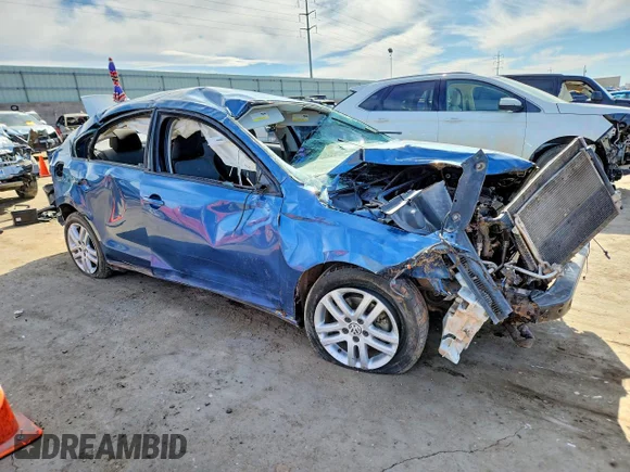✅ 2018 Volkswagen Jetta S • VIN: 3VW2B7AJ0JM232211 • Lot: 75310155. Wystawiony na Copart z przebiegiem Nie podano. Bezpłatny archiwum sprzedaży aukcyjnych z USA i szczegółowy raport historii pojazdu na DreamBid. Zdjęcie 4.