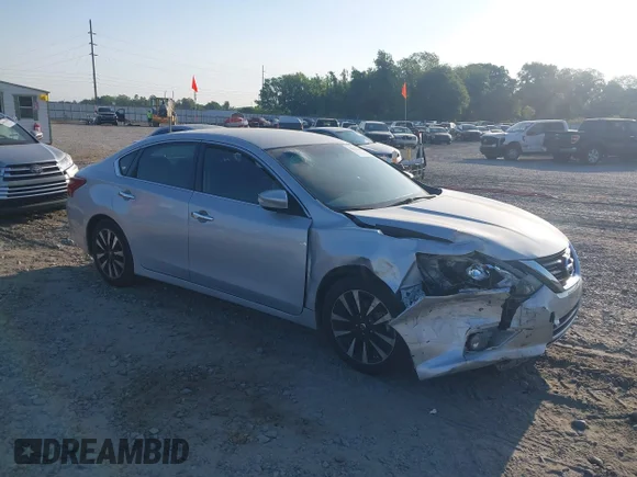 ✅ 2018 Nissan Altima SV • VIN: 1N4AL3APXJC132178 • Lot: 44952666. Wystawiony na IAAI z przebiegiem 135 110 mil. Bezpłatny archiwum sprzedaży aukcyjnych z USA i szczegółowy raport historii pojazdu na DreamBid. Zdjęcie 1.