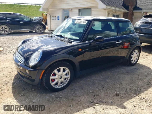 ✅ 2003 MINI Hardtop • VIN: WMWRC33453TC41425 • Lot: 51795286. Listed on Copart with 137,820 mi. Free auction sales archive from the USA and detailed vehicle history report at DreamBid. Image 1.