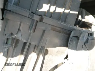 ✅ 2021 Volkswagen Atlas S • VIN: 1V2GC2CA1MC220286 • Lot: 41360496. Wystawiony na IAAI z przebiegiem 43 836 mil. Bezpłatny archiwum sprzedaży aukcyjnych z USA i szczegółowy raport historii pojazdu na DreamBid. Zdjęcie 18.