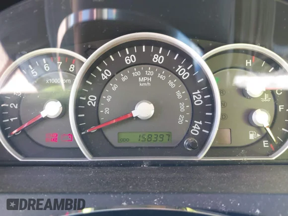 ✅ 2007 Kia Sorento LX • VIN: KNDJD736075697023 • Lot: 43386297. Wystawiony na IAAI z przebiegiem 158 397 mil. Bezpłatny archiwum sprzedaży aukcyjnych z USA i szczegółowy raport historii pojazdu na DreamBid. Zdjęcie 7.