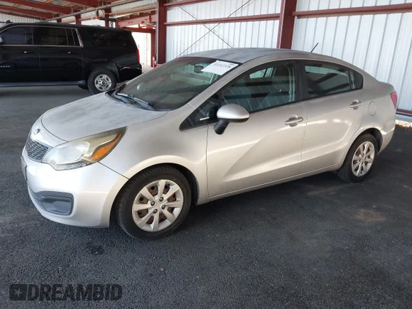 ✅ 2014 Kia Rio LX • VIN: KNADM4A30E6365009 • Lot: 45242328. Wystawiony na IAAI z przebiegiem 139 414 mil. Bezpłatny archiwum sprzedaży aukcyjnych z USA i szczegółowy raport historii pojazdu na DreamBid. Zdjęcie 2.