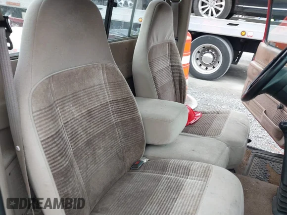 ✅ 1992 Ford Ranger • VIN: 1FTCR10A3NUD41152 • Lot: 41511479. Listed on IAAI with 96,928 mi. Free auction sales archive from the USA and detailed vehicle history report at DreamBid. Image 8.