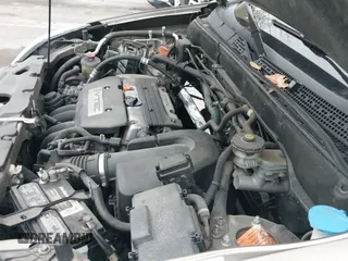 ✅ 2005 Honda CR-V LX • VIN: JHLRD78565C041908 • Lot: 43619117. Listed on IAAI with 130,871 mi. Free auction sales archive from the USA and detailed vehicle history report at DreamBid. Image 18.