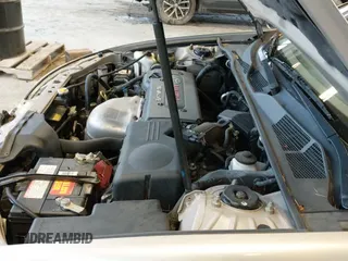 ✅ 2003 Toyota Camry XLE • VIN: 4T1BE30K13U740047 • Lot: 43628001. Listed on IAAI with 198,432 mi. Free auction sales archive from the USA and detailed vehicle history report at DreamBid. Image 19.