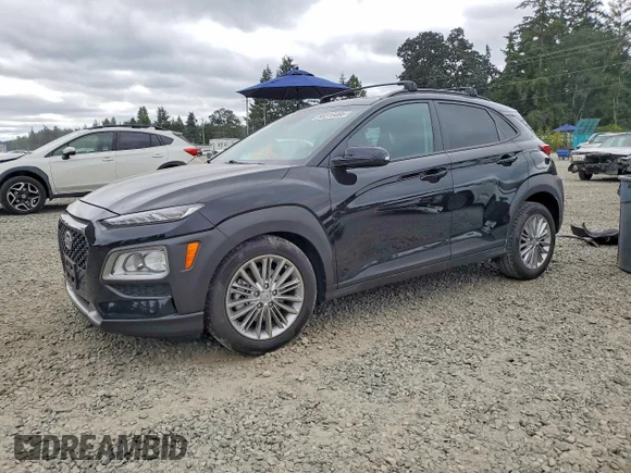 ✅ 2021 Hyundai Kona SEL Plus • VIN: KM8K6CAA2MU674984 • Лот: 60316466. Опубликован ранее на Copart с пробегом 77 584 миль. Бесплатный доступ к архиву аукционных продаж из США и подробный отчёт об истории автомобиля на DreamBid. Изображение 1.