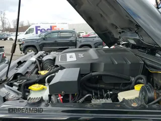 ✅ 2014 Jeep Wrangler Unlimited Sahara • VIN: 1C4BJWEGXEL110669 • Lot: 43675079. Wystawiony na IAAI z przebiegiem 100 195 mil. Bezpłatny archiwum sprzedaży aukcyjnych z USA i szczegółowy raport historii pojazdu na DreamBid. Zdjęcie 19.