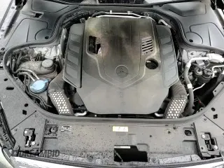 ✅ 2018 Mercedes-Benz S 560 • VIN: WDDUG8DB4JA415248 • Lot: 44411705. Wystawiony na Copart z przebiegiem 67 257 mil. Bezpłatny archiwum sprzedaży aukcyjnych z USA i szczegółowy raport historii pojazdu na DreamBid. Zdjęcie 13.