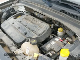 ✅ 2015 Jeep Renegade Latitude • VIN: ZACCJBBH7FPB52126 • Lot: 42505097. Listed on IAAI with 96,301 mi. Free auction sales archive from the USA and detailed vehicle history report at DreamBid. Image 21.