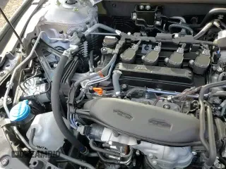 ✅ 2025 Honda Accord LX • VIN: 1HGCY1F28SA036490 • Лот: 91815205. Опубликован ранее на Copart с пробегом 5 691 миль. Бесплатный доступ к архиву аукционных продаж из США и подробный отчёт об истории автомобиля на DreamBid. Изображение 14.