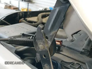 ✅ 2000 Chevrolet Silverado 1500 LS • VIN: 1GCEK19T1YE336600 • Lot: 42383410. Listed on IAAI with 64,920 mi. Free auction sales archive from the USA and detailed vehicle history report at DreamBid. Image 14.