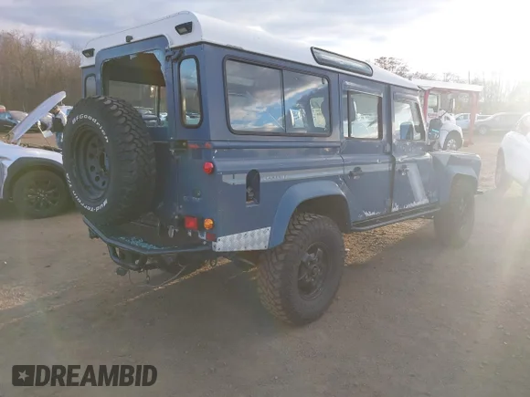 ✅ 1974 Land Rover Defender • VIN: 0000000025903546B • Лот: 43689686. Опубліковано раніше на IAAI з пробігом 201 853 миль. Безкоштовний доступ до архіву аукціонних продажів зі США та докладний звіт про історію автомобіля на DreamBid. Зображення 4.
