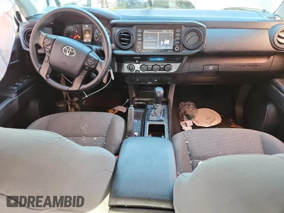 ✅ 2023 Toyota Tacoma SR • VIN: 3TMCZ5AN1PM600124 • Lot: 90942015. Wystawiony na Copart z przebiegiem 61 681 mil. Bezpłatny archiwum sprzedaży aukcyjnych z USA i szczegółowy raport historii pojazdu na DreamBid. Zdjęcie 8.