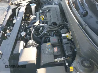 ✅ 2024 Hyundai Venue SEL • VIN: KMHRC8A31RU285203 • Lot: 41150752. Listed on IAAI with 9,374 mi. Free auction sales archive from the USA and detailed vehicle history report at DreamBid. Image 21.