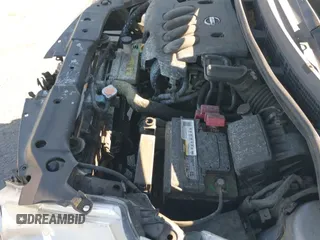 ✅ 2011 Nissan Versa S • VIN: 3N1BC1CP7BL422323 • Lot: 43190131. Listed on IAAI with 203,296 mi. Free auction sales archive from the USA and detailed vehicle history report at DreamBid. Image 20.