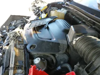 ✅ 2020 Chrysler Pacifica Touring L • VIN: 2C4RC1BG3LR250499 • Lot: 42557011. Wystawiony na IAAI z przebiegiem 135 718 mil. Bezpłatny archiwum sprzedaży aukcyjnych z USA i szczegółowy raport historii pojazdu na DreamBid. Zdjęcie 20.