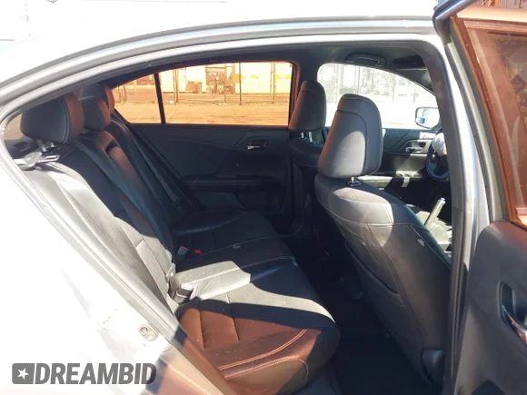 ✅ 2017 Honda Accord Sport • VIN: 1HGCR2F53HA180793 • Лот: 44591780. Опубликован ранее на IAAI с пробегом 117 481 миль. Бесплатный доступ к архиву аукционных продаж из США и подробный отчёт об истории автомобиля на DreamBid. Изображение 8.