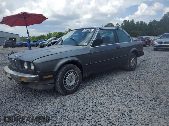 ✅ 1986 BMW 3 Series 325e • VIN: WBAAB5405G9687579 • Lot: 62355815. Listed on Copart with 131,910 mi. Free auction sales archive from the USA and detailed vehicle history report at DreamBid. Image 1.