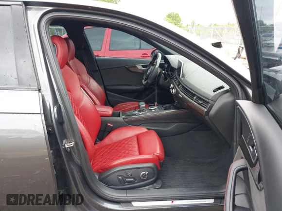 ✅ 2018 Audi S4 Premium Plus • VIN: WAUB4AF4XJA016485 • Лот: 42244018. Опубліковано раніше на IAAI з пробігом 48 041 миль. Безкоштовний доступ до архіву аукціонних продажів зі США та докладний звіт про історію автомобіля на DreamBid. Зображення 5.