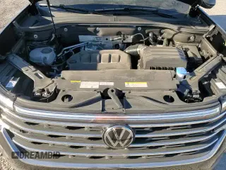 ✅ 2024 Volkswagen Atlas SE • VIN: 1V2WR2CAXRC521950 • Lot: 66559175. Wystawiony na Copart z przebiegiem 11 917 mil. Bezpłatny archiwum sprzedaży aukcyjnych z USA i szczegółowy raport historii pojazdu na DreamBid. Zdjęcie 16.