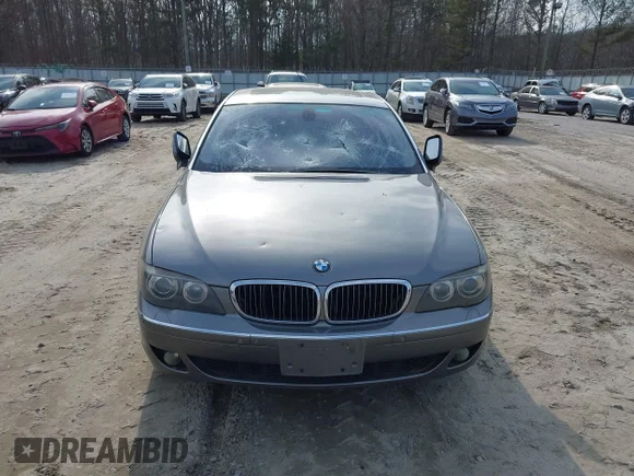 ✅ 2007 BMW 7 Series 750Li • VIN: WBAHN83527DT70070 • Lot: 41495317. Wystawiony na IAAI z przebiegiem 211 263 mil. Bezpłatny archiwum sprzedaży aukcyjnych z USA i szczegółowy raport historii pojazdu na DreamBid. Zdjęcie 6.