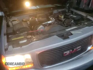 ✅ 2000 GMC Denali • VIN: 1GKEK13R9YR104210 • Lot: 85599964. Listed on Copart with 1,548,394 mi. Free auction sales archive from the USA and detailed vehicle history report at DreamBid. Image 16.