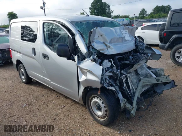 ✅ 2017 Chevrolet City Express Cargo LS • VIN: 3N63M0YN9HK710405 • Lot: 42349208. Wystawiony na IAAI z przebiegiem 43 957 mil. Bezpłatny archiwum sprzedaży aukcyjnych z USA i szczegółowy raport historii pojazdu na DreamBid. Zdjęcie 1.