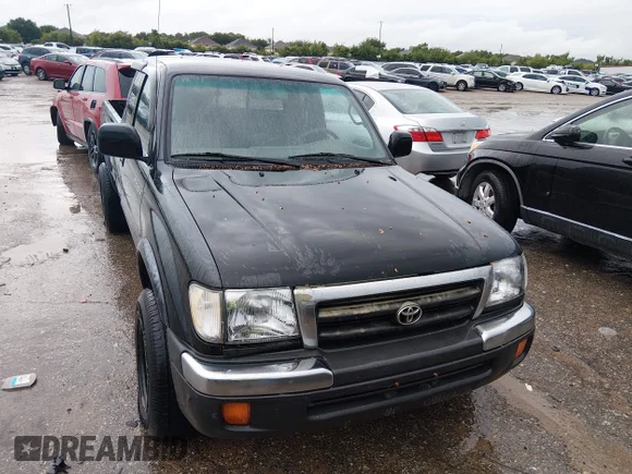 ✅ 2000 Toyota Tacoma PreRunner • VIN: 4TASN92N0YZ590128 • Lot: 45628188. Wystawiony na IAAI z przebiegiem Nie podano. Bezpłatny archiwum sprzedaży aukcyjnych z USA i szczegółowy raport historii pojazdu na DreamBid. Zdjęcie 1.
