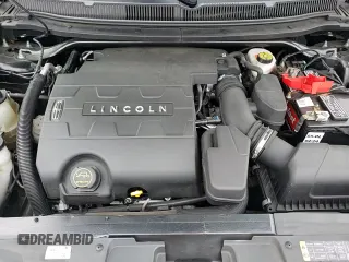 ✅ 2019 Lincoln MKT • VIN: 2LMHJ5NK3KBL04481 • Lot: 71914525. Wystawiony na Copart z przebiegiem 26 794 mil. Bezpłatny archiwum sprzedaży aukcyjnych z USA i szczegółowy raport historii pojazdu na DreamBid. Zdjęcie 14.