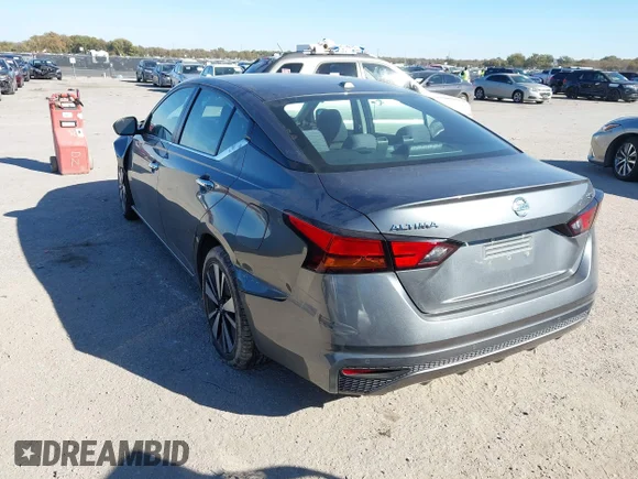 ✅ 2021 Nissan Altima SV • VIN: 1N4BL4DV8MN361441 • Lot: 44586703. Wystawiony na IAAI z przebiegiem 47 121 mil. Bezpłatny archiwum sprzedaży aukcyjnych z USA i szczegółowy raport historii pojazdu na DreamBid. Zdjęcie 3.