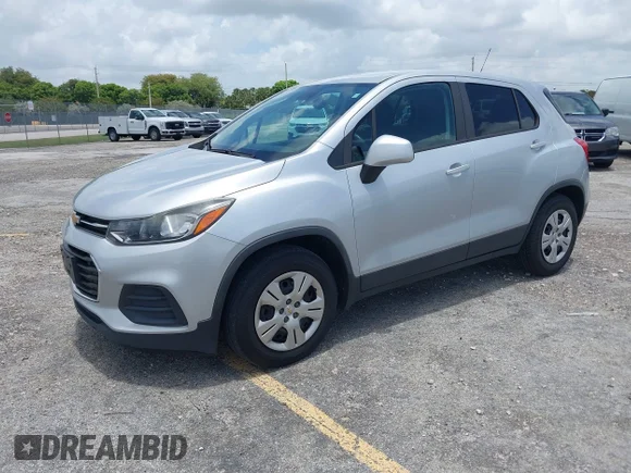 ✅ 2019 Chevrolet Trax LS • VIN: 3GNCJKSB3KL110302 • Лот: 45245844. Опубліковано раніше на IAAI з пробігом 29 024 миль. Безкоштовний доступ до архіву аукціонних продажів зі США та докладний звіт про історію автомобіля на DreamBid. Зображення 2.