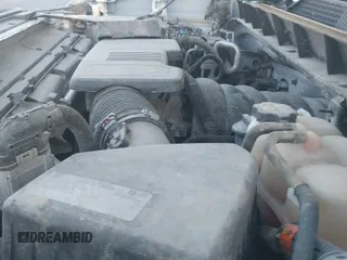 2020 Chevrolet Silverado 1500 Work Truck с VIN 3GCNYAEF7LG325438, выставлен на аукционе IAAI как лот 41326251 с пробегом 95 069 миль миль и . История ставок и продаж доступна на DreamBid. Изображение 17.