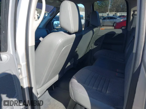 ✅ 2008 Dodge 1500 SLT • VIN: 1D7HA18NX8J115268 • Lot: 44253341. Wystawiony na IAAI z przebiegiem 275 164 mil. Bezpłatny archiwum sprzedaży aukcyjnych z USA i szczegółowy raport historii pojazdu na DreamBid. Zdjęcie 8.