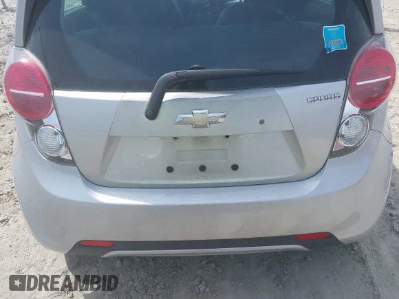 ✅ 2014 Chevrolet Spark LT • VIN: KL8CD6S92EC517671 • Lot: 42088955. Wystawiony na IAAI z przebiegiem 178 276 mil. Bezpłatny archiwum sprzedaży aukcyjnych z USA i szczegółowy raport historii pojazdu na DreamBid. Zdjęcie 6.