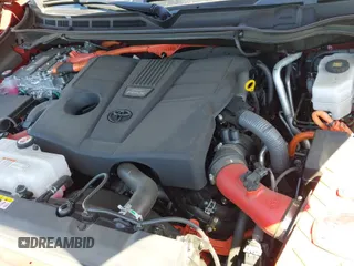 ✅ 2024 Toyota Sequoia SR5 • VIN: 7SVAAABA3RX044856 • Лот: 42301081. Опубликован ранее на IAAI с пробегом 17 275 миль. Бесплатный доступ к архиву аукционных продаж из США и подробный отчёт об истории автомобиля на DreamBid. Изображение 19.