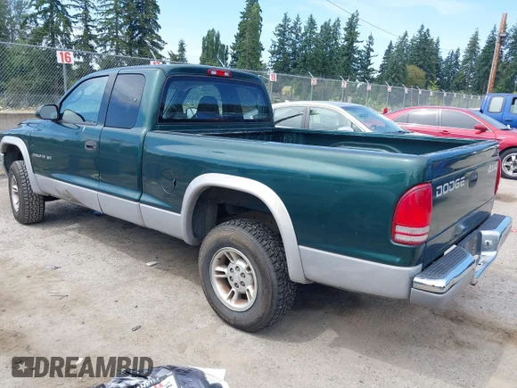 ✅ 2000 Dodge Dakota Sport • VIN: 1B7GG22N1YS703900 • Lot: 42870370. Wystawiony na IAAI z przebiegiem 129 892 mil. Bezpłatny archiwum sprzedaży aukcyjnych z USA i szczegółowy raport historii pojazdu na DreamBid. Zdjęcie 3.