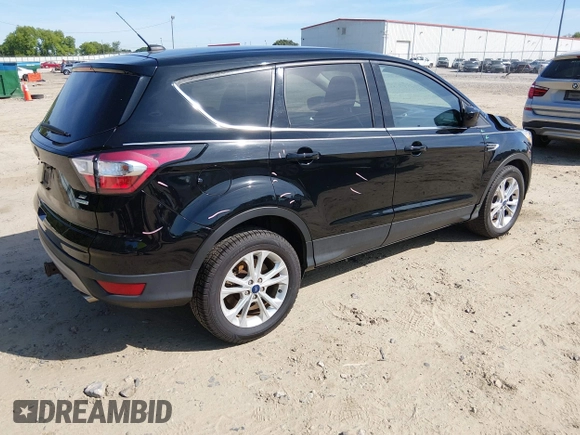 ✅ 2017 Ford Escape SE • VIN: 1FMCU0G90HUD52274 • Lot: 45028153. Wystawiony na IAAI z przebiegiem 64 007 mil. Bezpłatny archiwum sprzedaży aukcyjnych z USA i szczegółowy raport historii pojazdu na DreamBid. Zdjęcie 4.