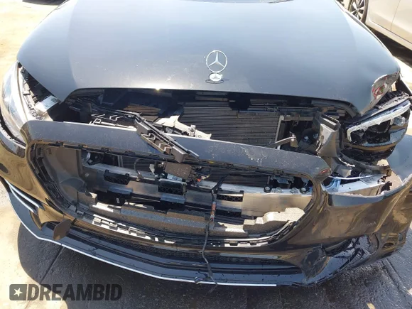 ✅ 2024 Mercedes-Benz S 580e • VIN: W1K6G6KBXRA271006 • Lot: 44946320. Listed on IAAI with 18,558 mi. Free auction sales archive from the USA and detailed vehicle history report at DreamBid. Image 6.