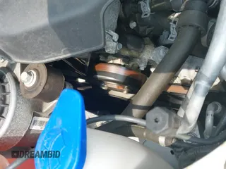 ✅ 2015 Lincoln MKZ • VIN: 3LN6L2G96FR625086 • Lot: 42406467. Listed on IAAI with 24,130 mi. Free auction sales archive from the USA and detailed vehicle history report at DreamBid. Image 16.