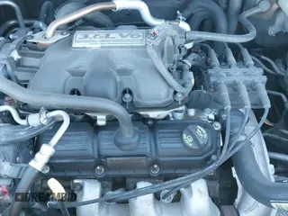 ✅ 2008 Chrysler Town & Country Touring • VIN: 2A8HR54P78R682348 • Lot: 43815036. Wystawiony na IAAI z przebiegiem 144 677 mil. Bezpłatny archiwum sprzedaży aukcyjnych z USA i szczegółowy raport historii pojazdu na DreamBid. Zdjęcie 13.