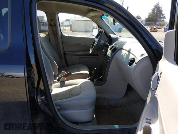 ✅ 2010 Chevrolet HHR LS • VIN: 3GNBAADBXAS641181 • Lot: 44955345. Wystawiony na IAAI z przebiegiem 174 939 mil. Bezpłatny archiwum sprzedaży aukcyjnych z USA i szczegółowy raport historii pojazdu na DreamBid. Zdjęcie 5.