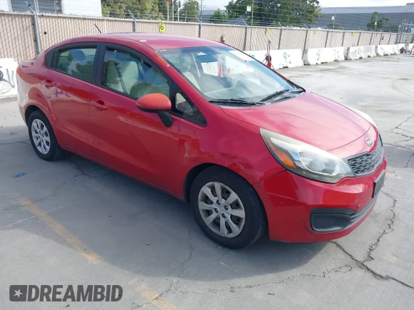 ✅ 2012 Kia Rio LX • VIN: KNADM4A38C6033221 • Lot: 45386008. Wystawiony na IAAI z przebiegiem 150 280 mil. Bezpłatny archiwum sprzedaży aukcyjnych z USA i szczegółowy raport historii pojazdu na DreamBid. Zdjęcie 1.